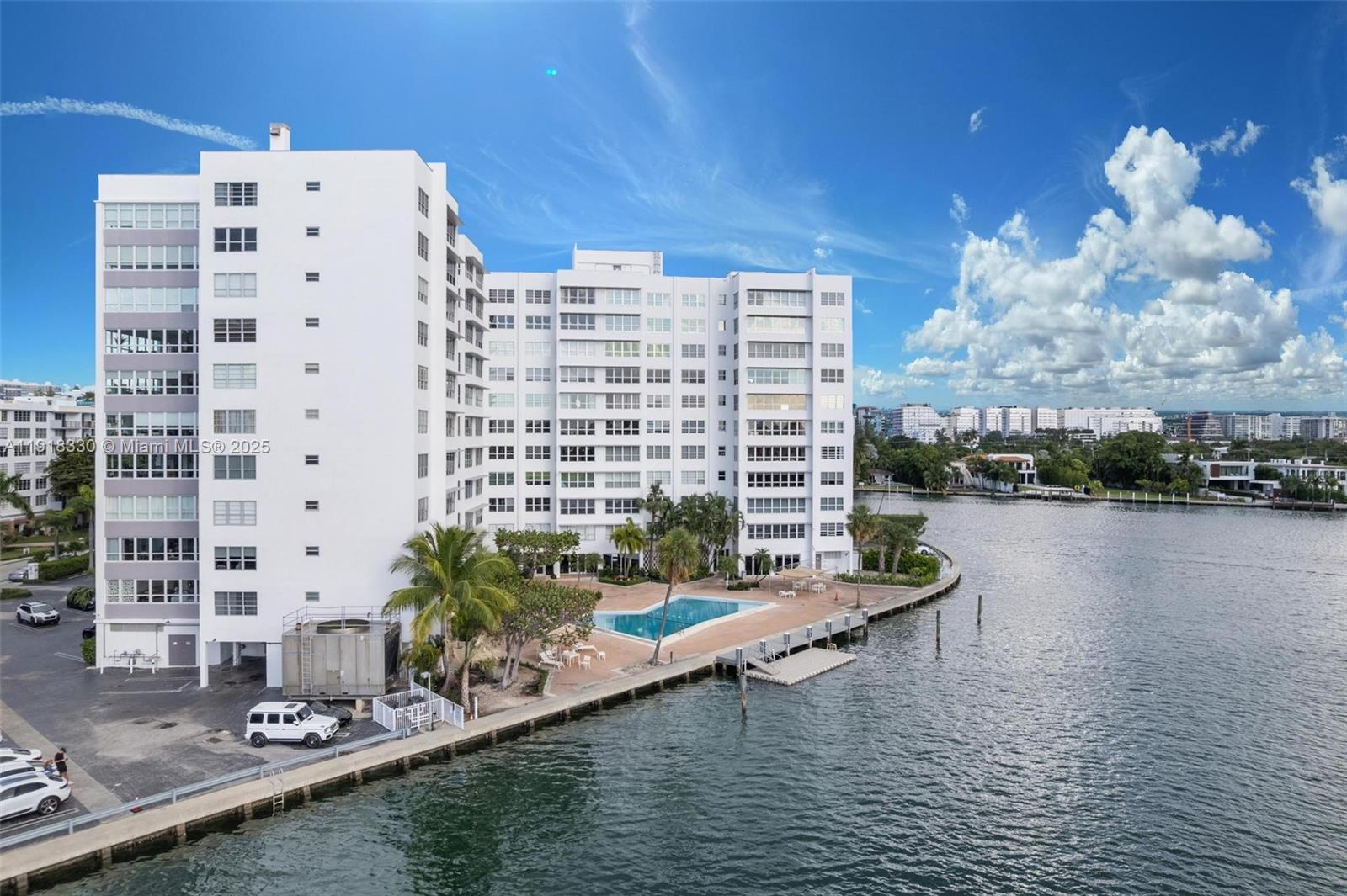 9102 W Bay Hbr Dr #2-DW Bay Harbor Islands, FL 33154