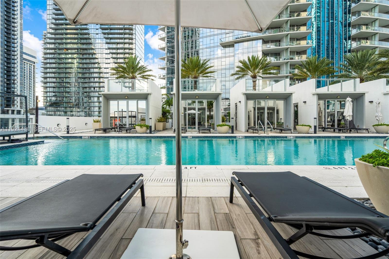 851 NE 1st Ave #4009 Miami, FL 33132