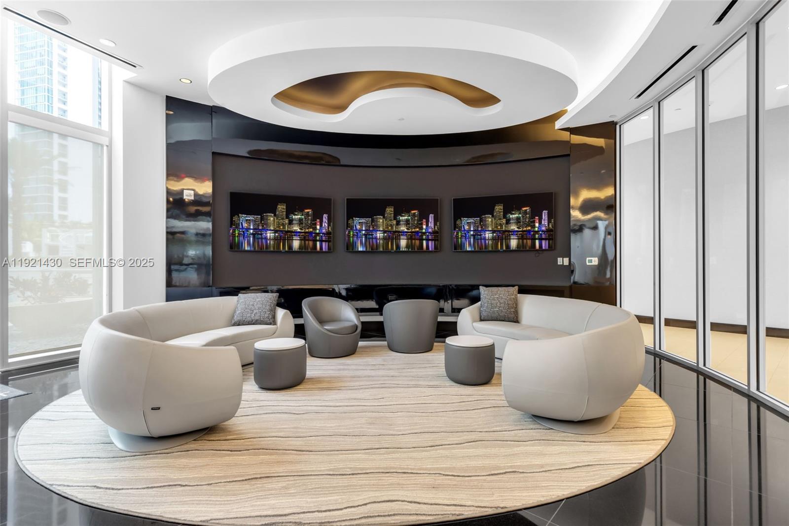 851 NE 1st Ave #4009 Miami, FL 33132