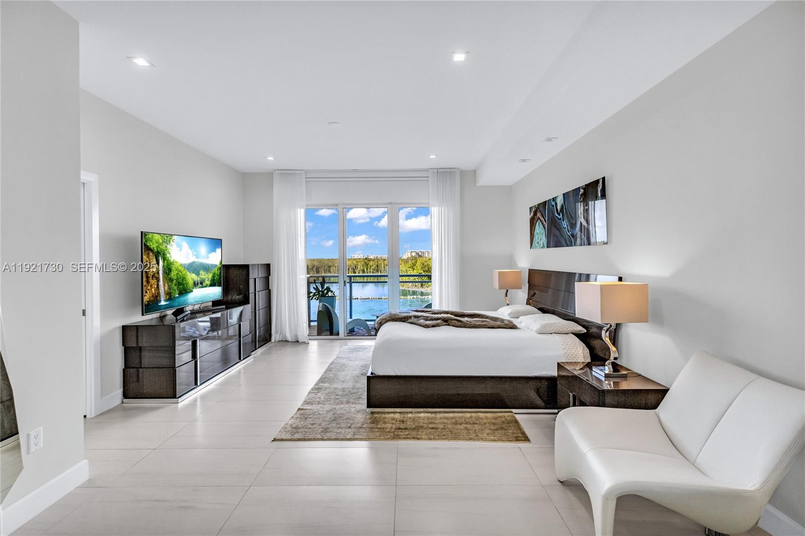 6100 N Ocean Dr #3N Hollywood, FL 33019