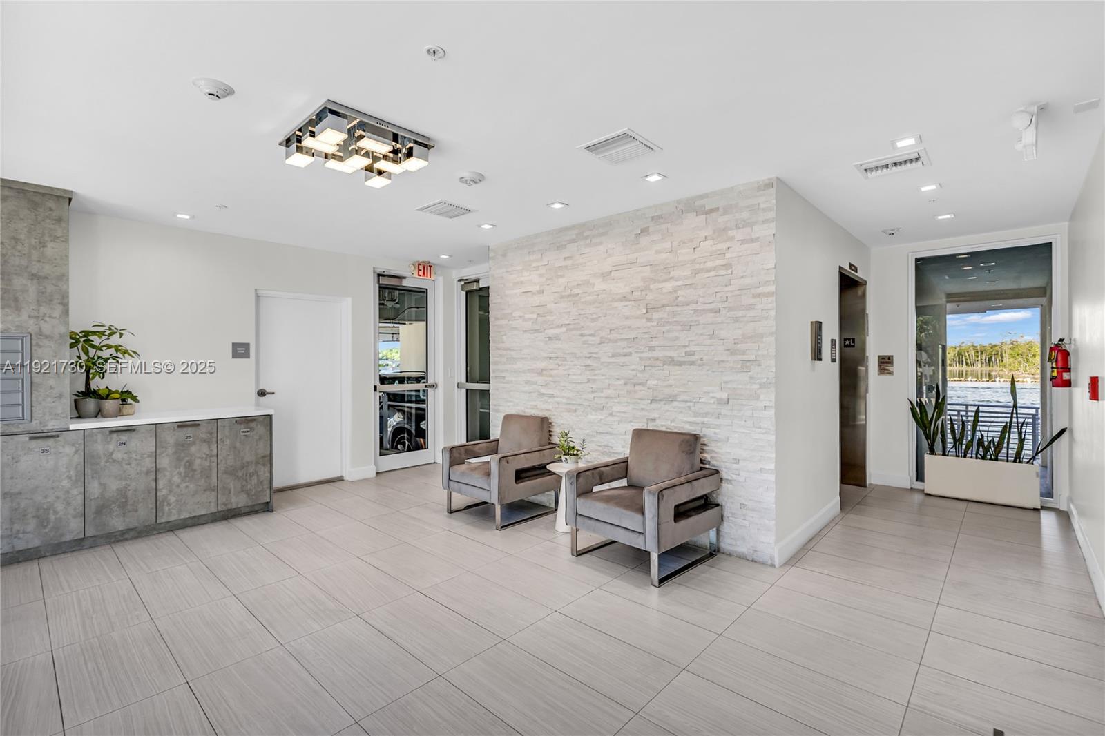 6100 N Ocean Dr #3N Hollywood, FL 33019