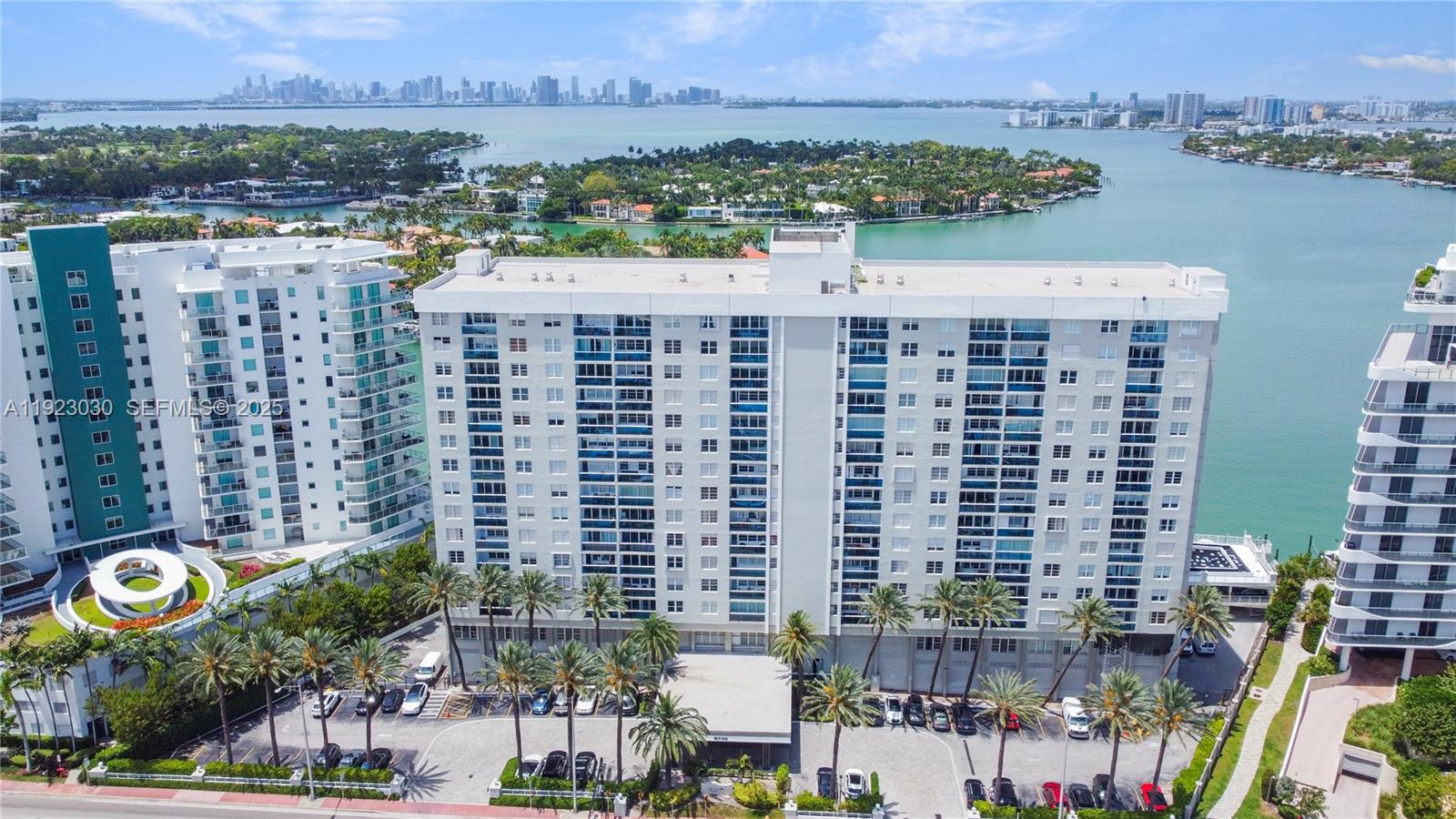 6770 Indian Crk Dr #6O