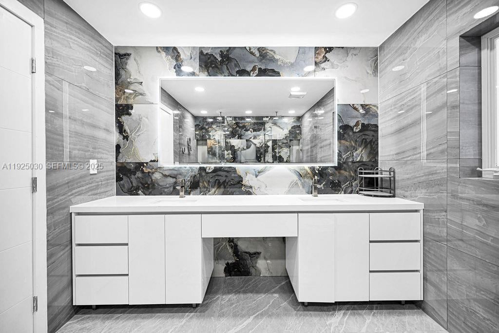 7830 SW 120th St Pinecrest, FL 33156