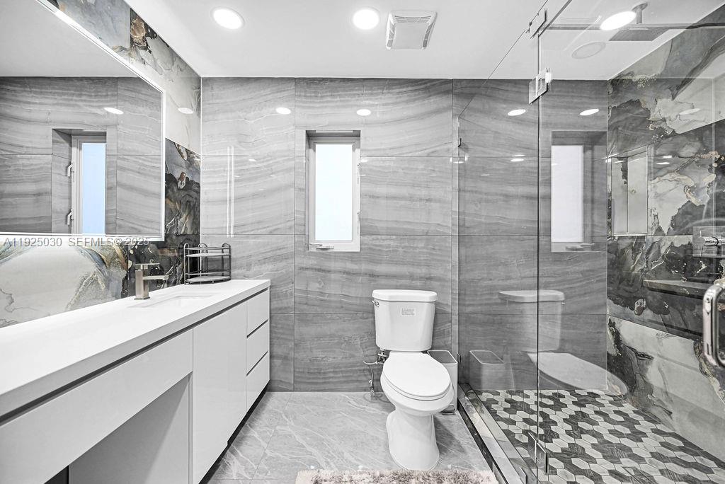 7830 SW 120th St Pinecrest, FL 33156