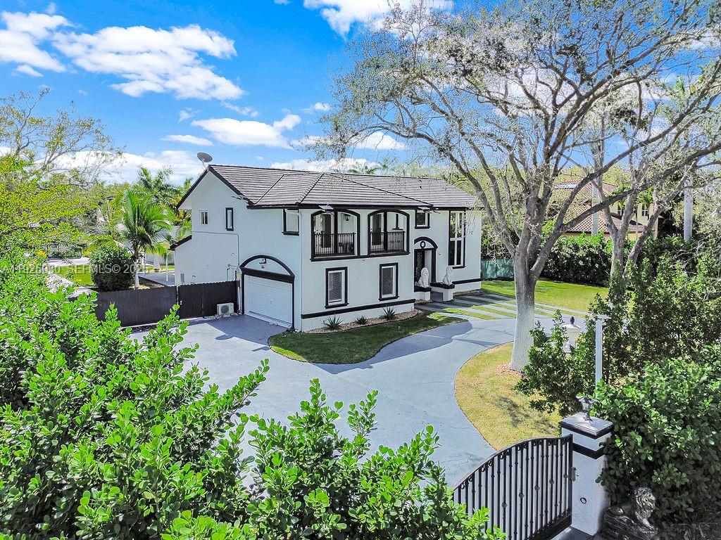 7830 SW 120th St Pinecrest, FL 33156