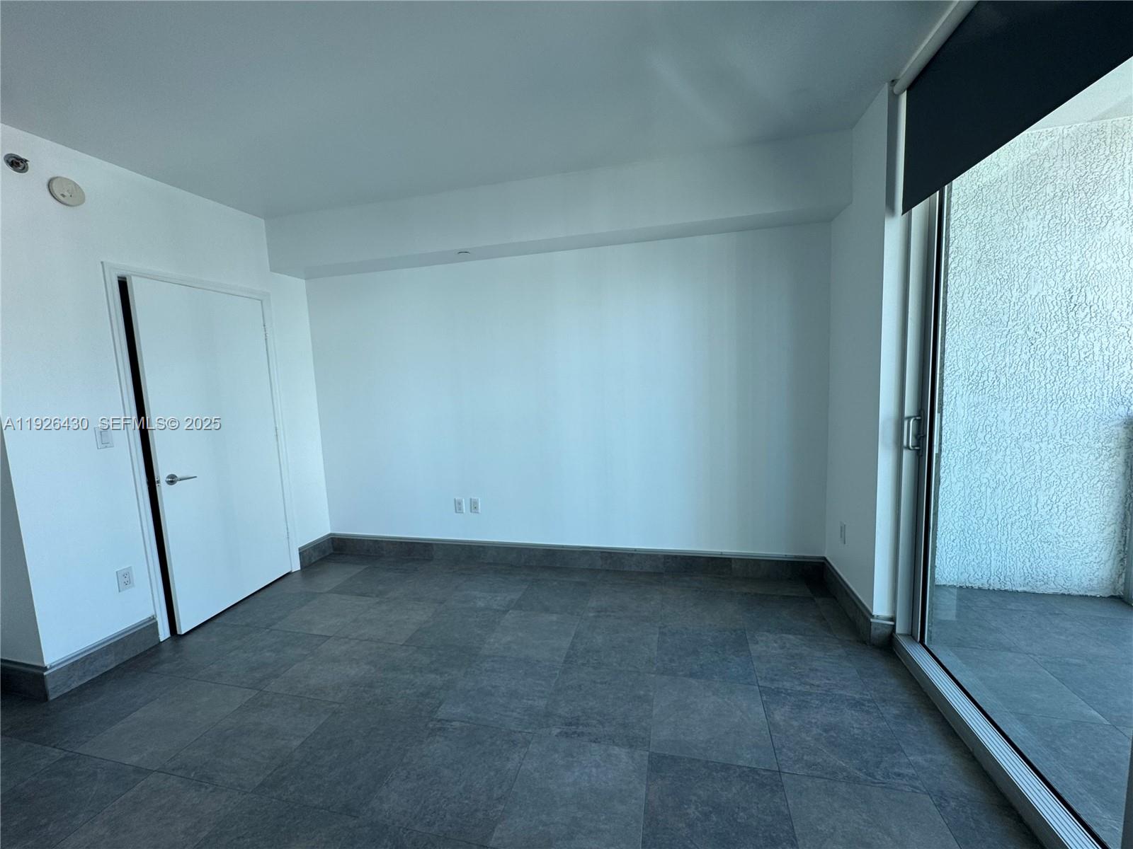 500 Brickell Ave #2703 Miami, FL 33131