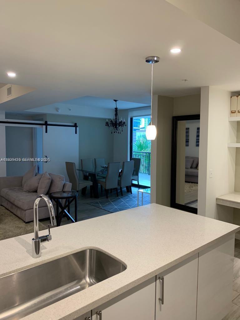 image Nine at Mary Brickell Village10