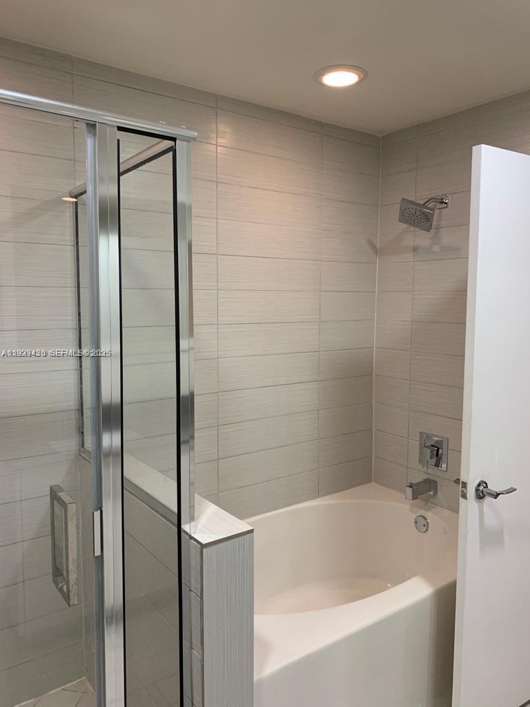 image Nine at Mary Brickell Village8