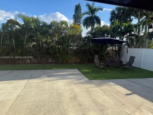 9530 Ashley Dr Miramar, FL 33025