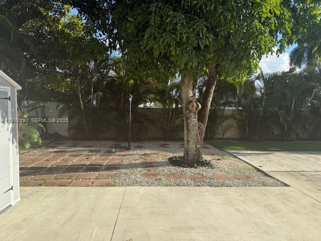 9530 Ashley Dr Miramar, FL 33025