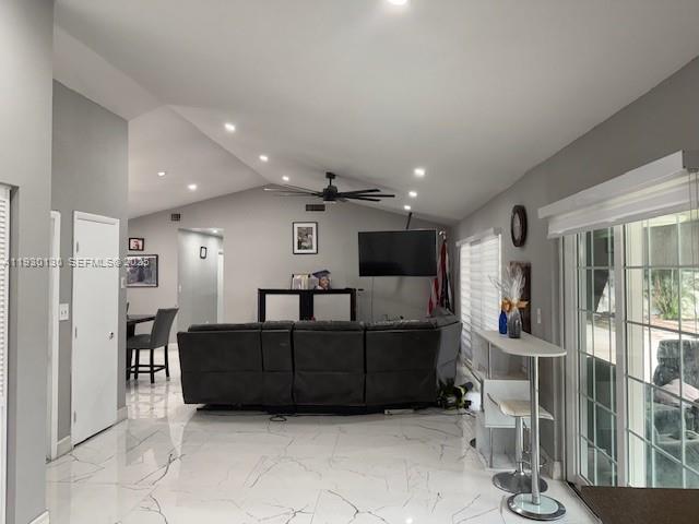 9530 Ashley Dr Miramar, FL 33025