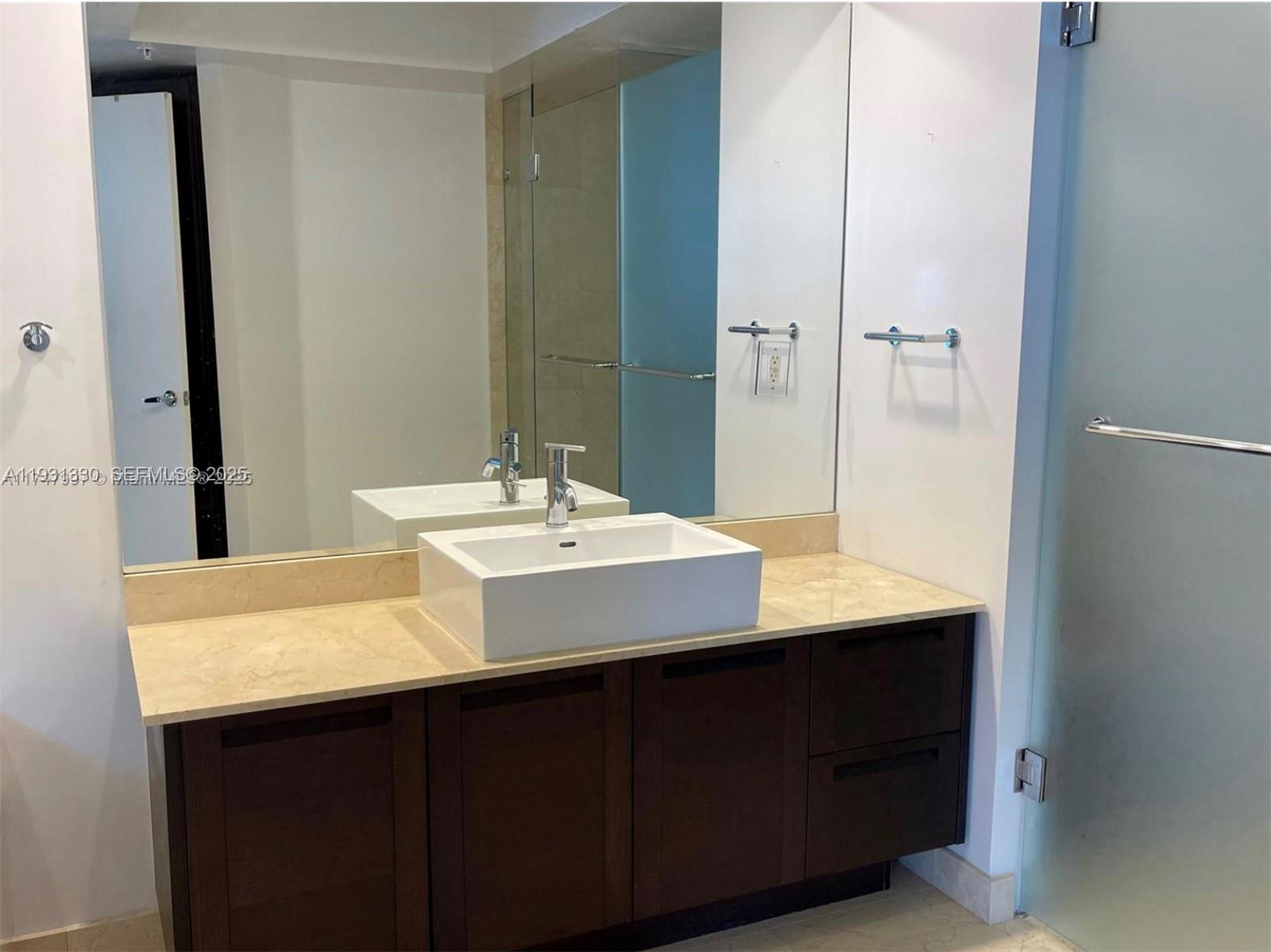 image St Tropez Sunny Isles14