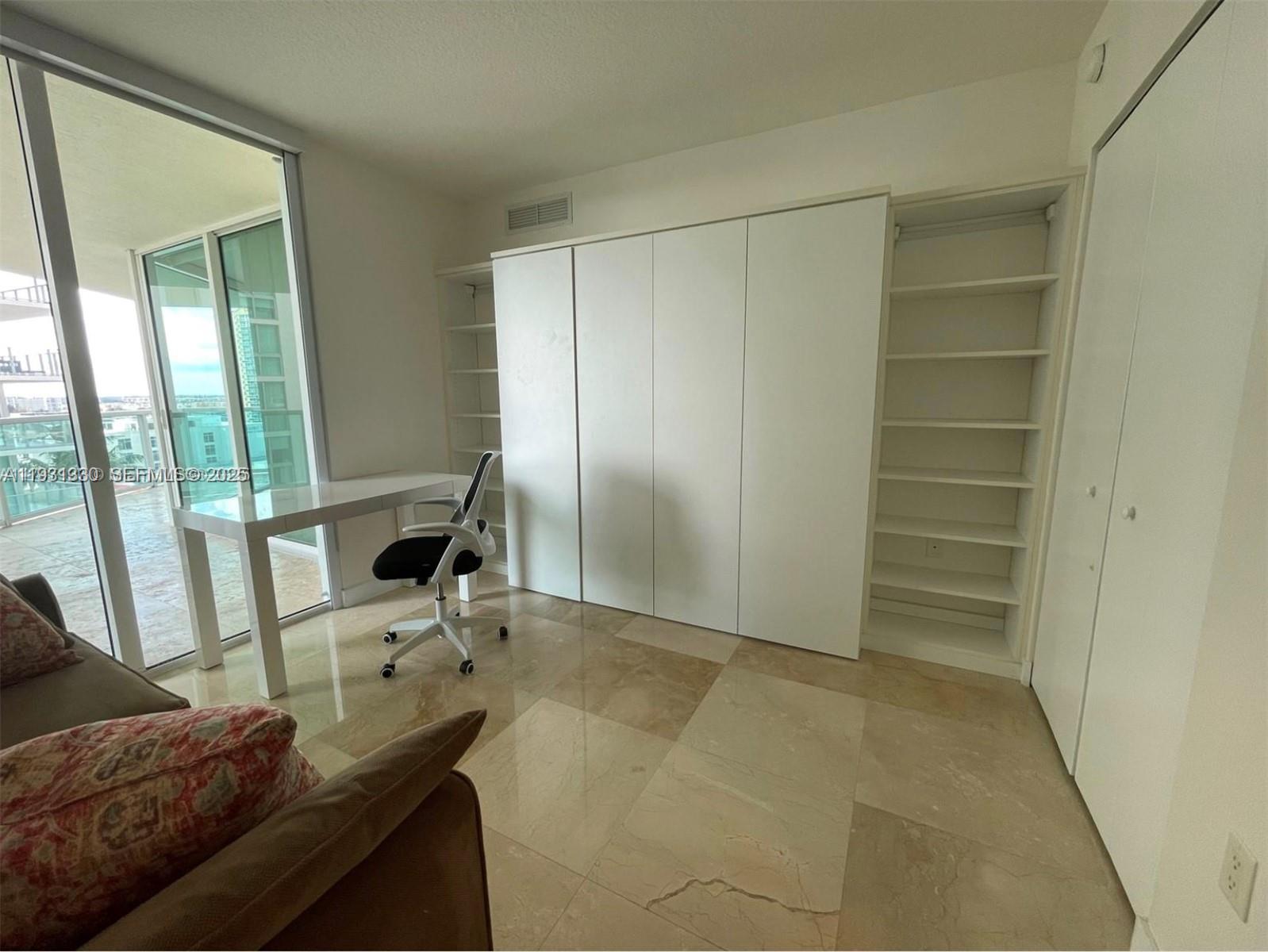 image St Tropez Sunny Isles19