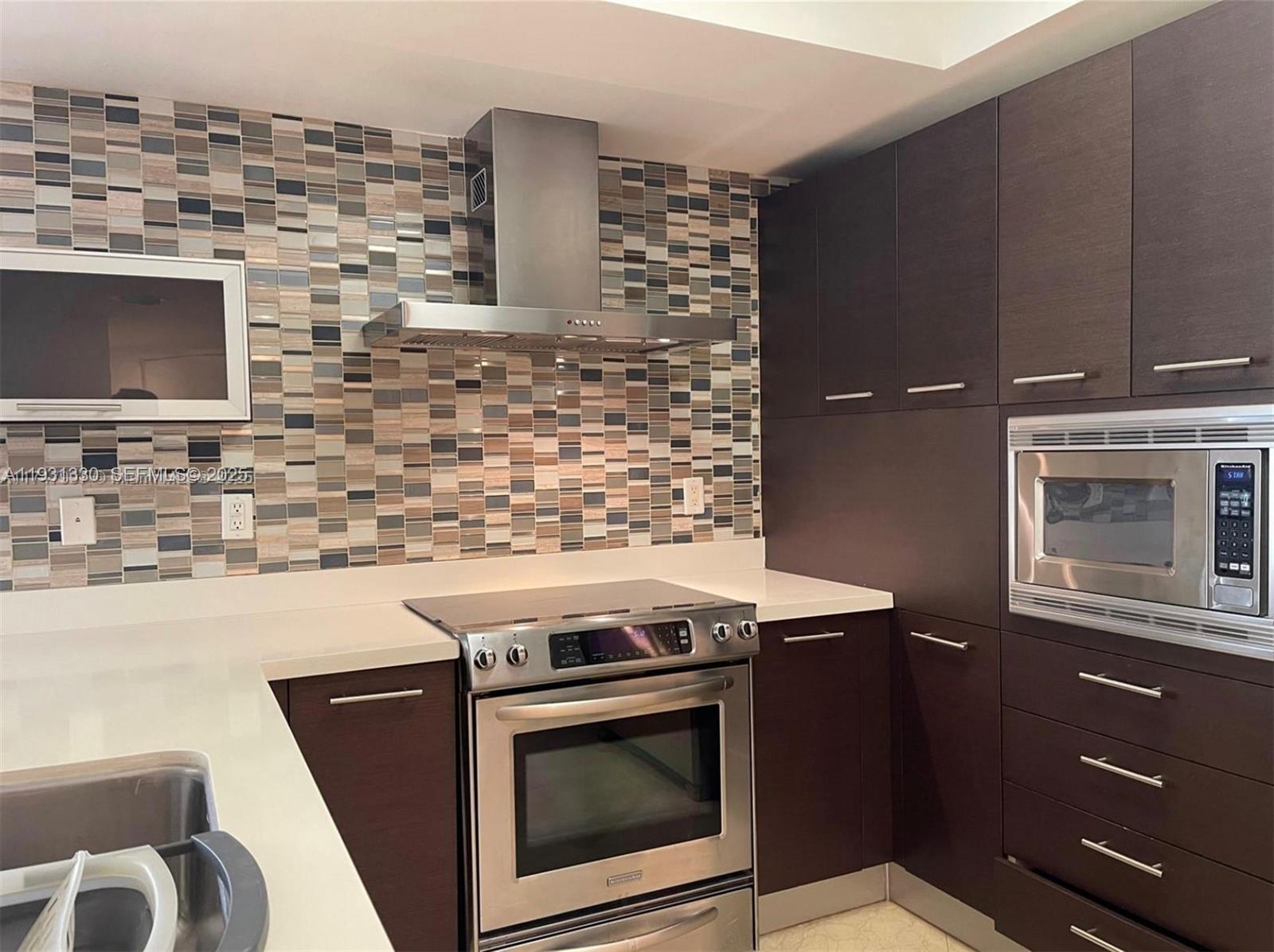 image St Tropez Sunny Isles3