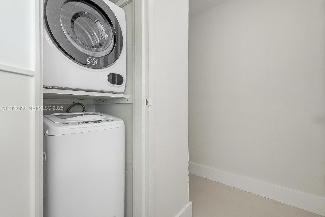 1000 West Ave #327 Miami Beach, FL 33139