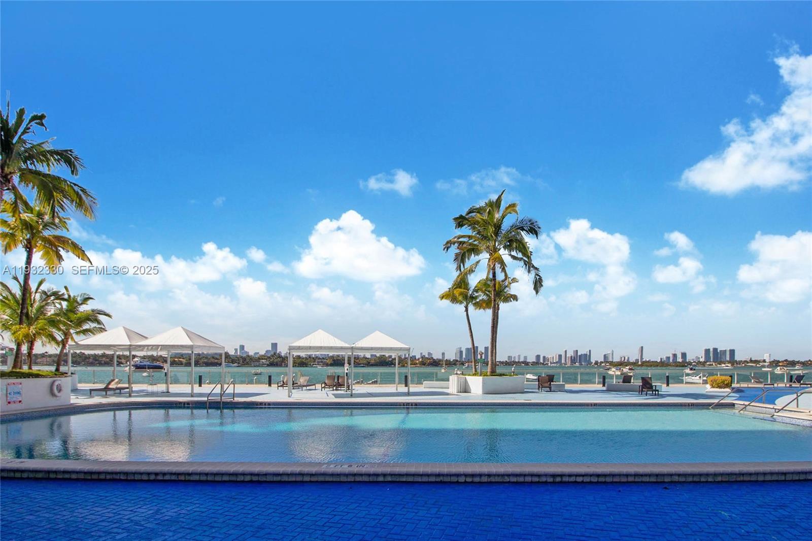 1000 West Ave #327 Miami Beach, FL 33139