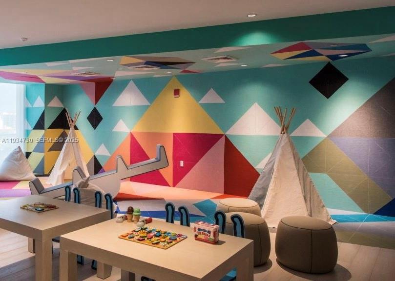 image Hyde Midtown12