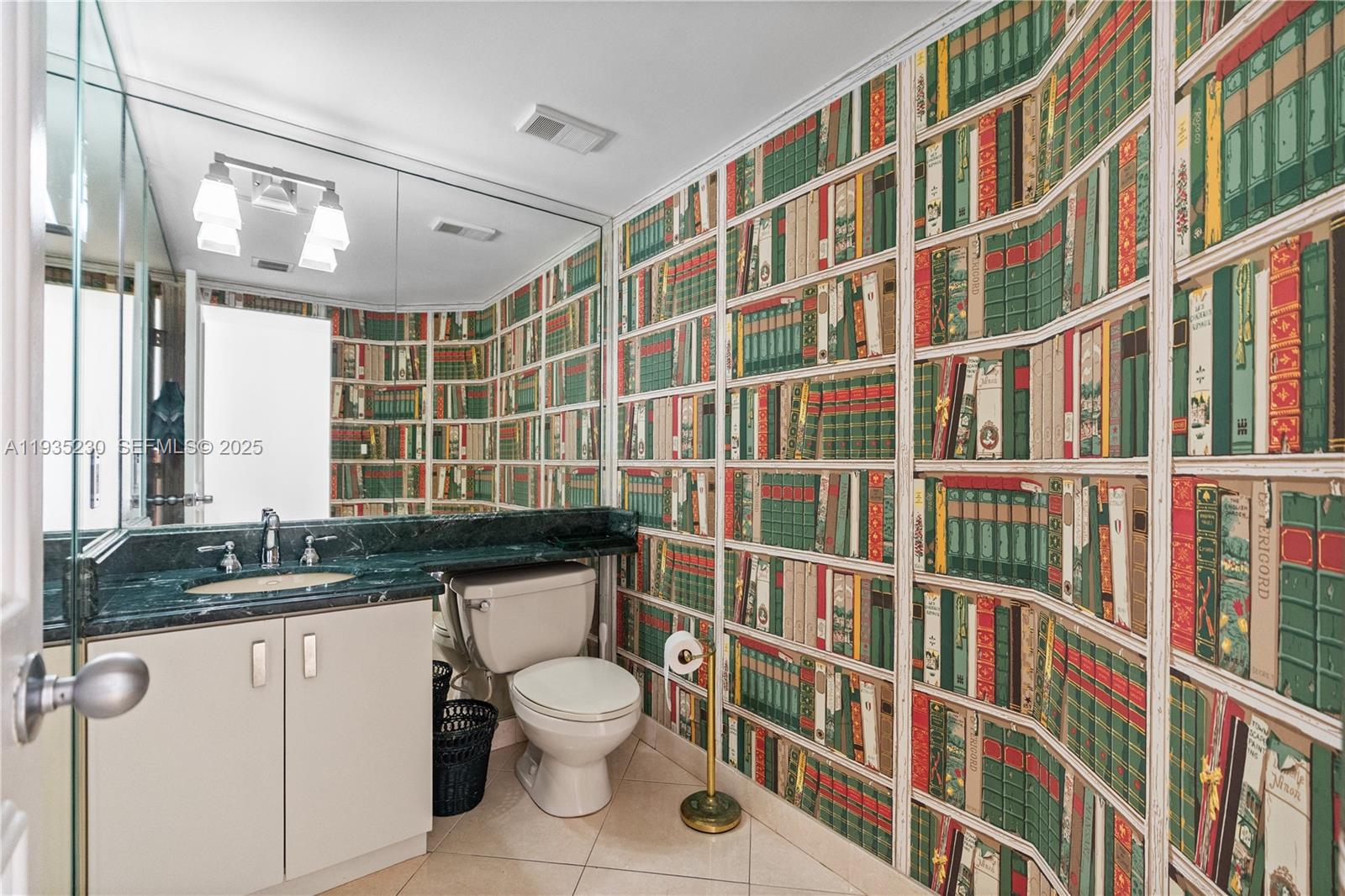 1000 W Island Blvd #3002 Aventura, FL 33160