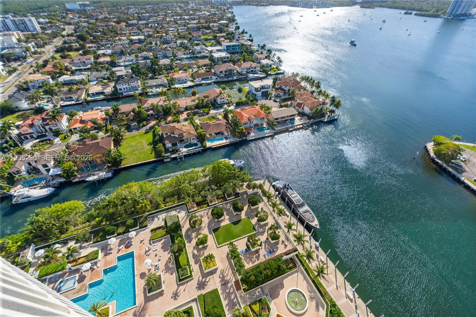 1000 W Island Blvd #3002 Aventura, FL 33160