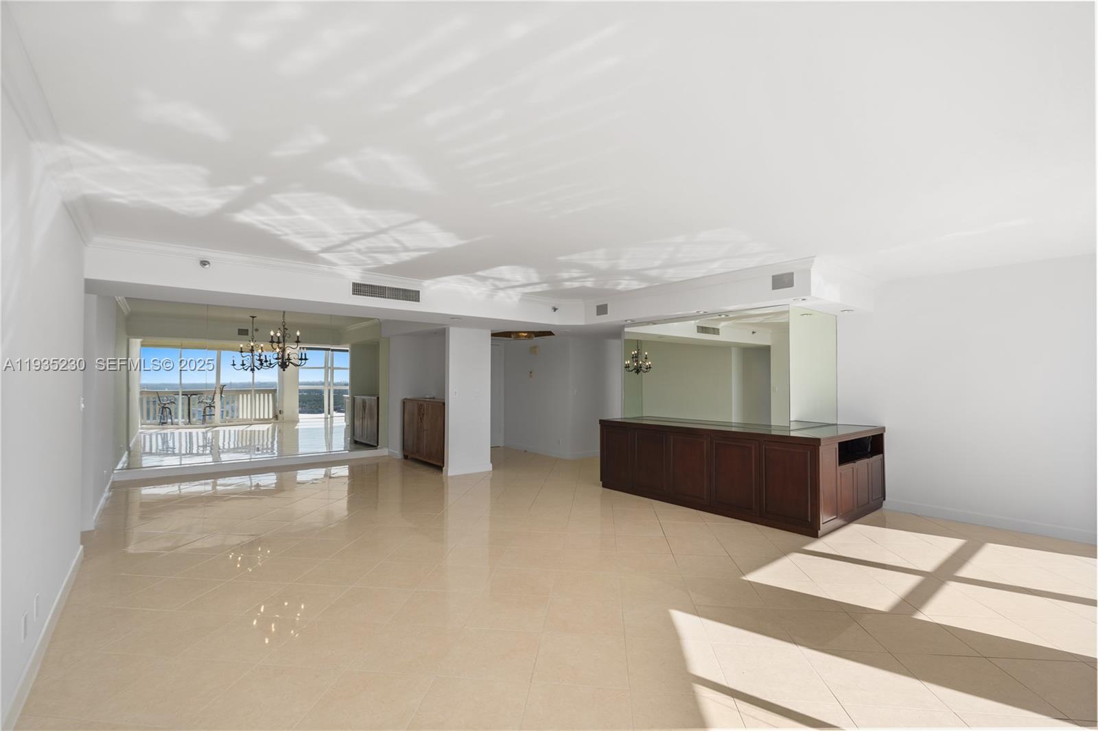 1000 W Island Blvd #3002 Aventura, FL 33160