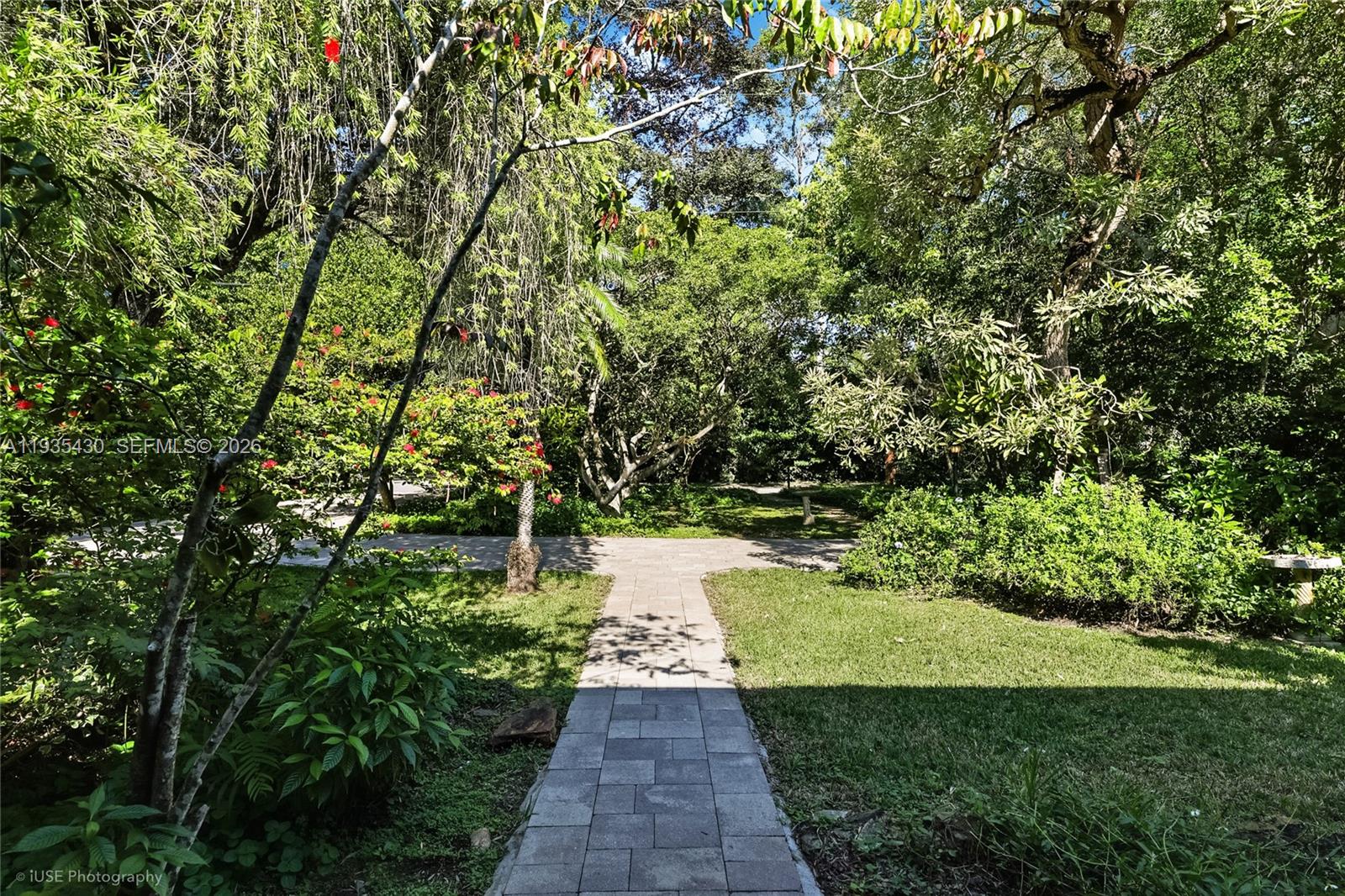 6290 SW 86th St Miami, FL 33143