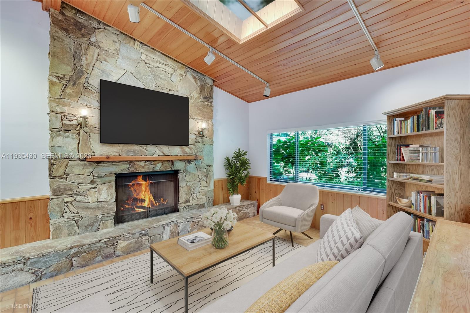 6290 SW 86th St Miami, FL 33143