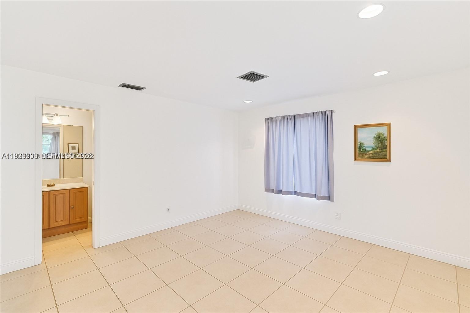 6385 SW 25th St Miami, FL 33155