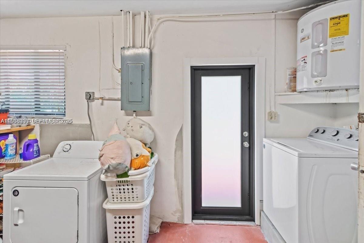 6385 SW 25th St Miami, FL 33155