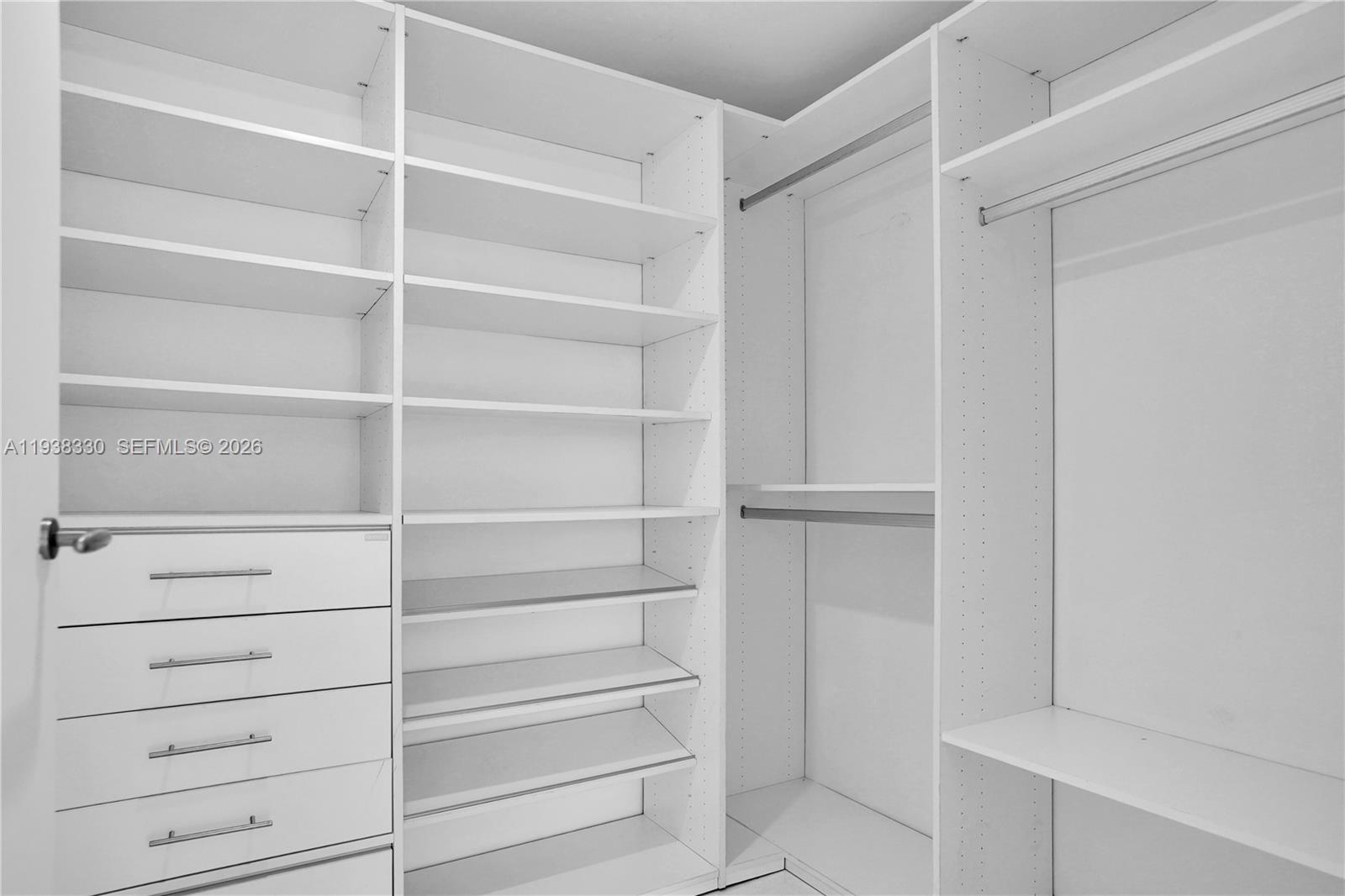 image Epic West Condo12