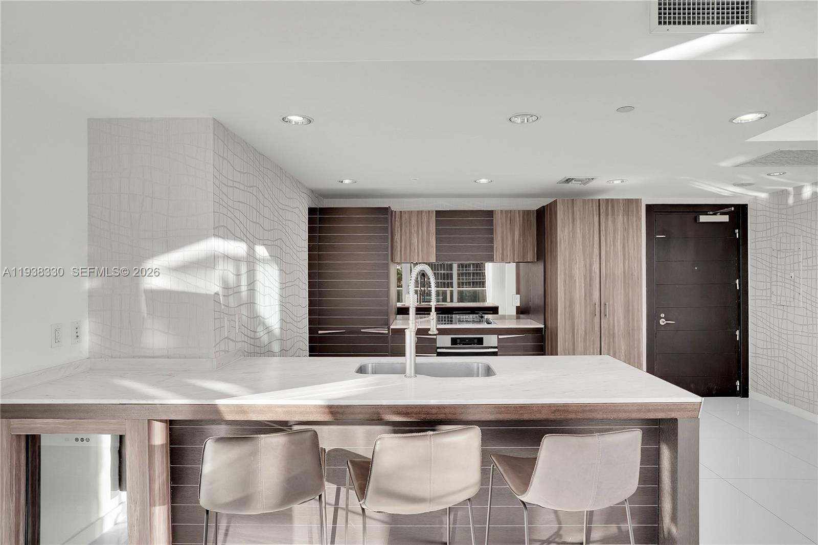 image Epic West Condo7