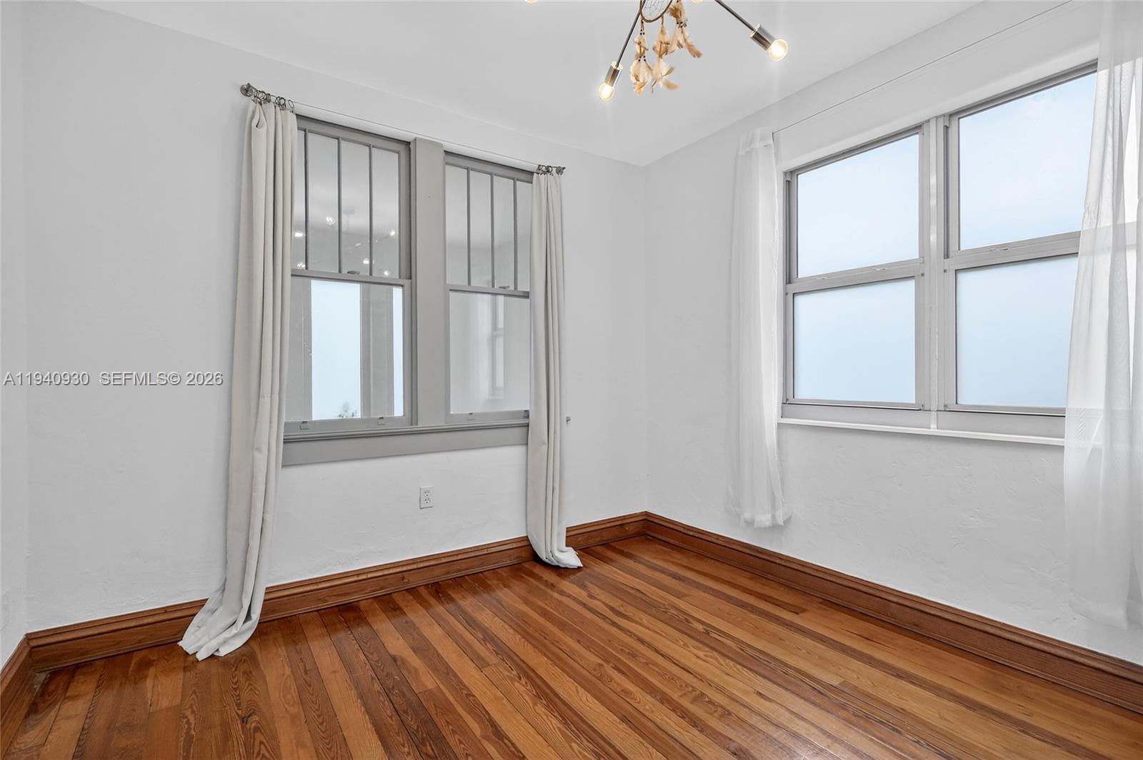 1852 SW 2nd Ave Miami, FL 33129