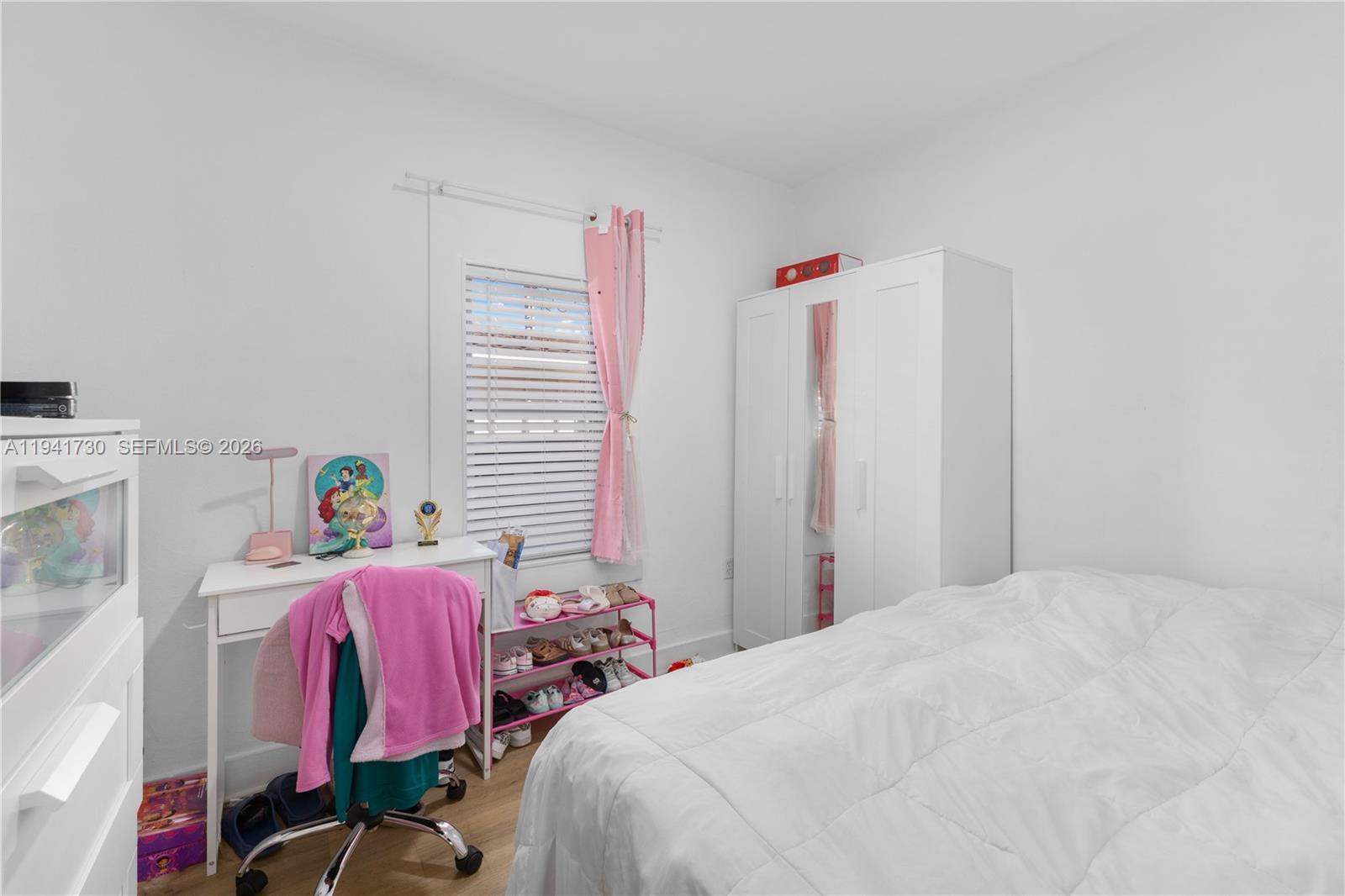 2811 SW 17th St Miami, FL 33145