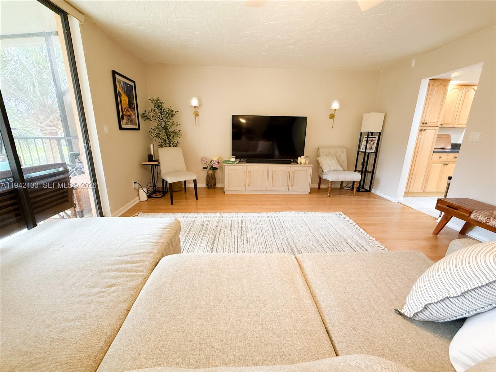 450 Commodore Dr Plantation, FL 33325