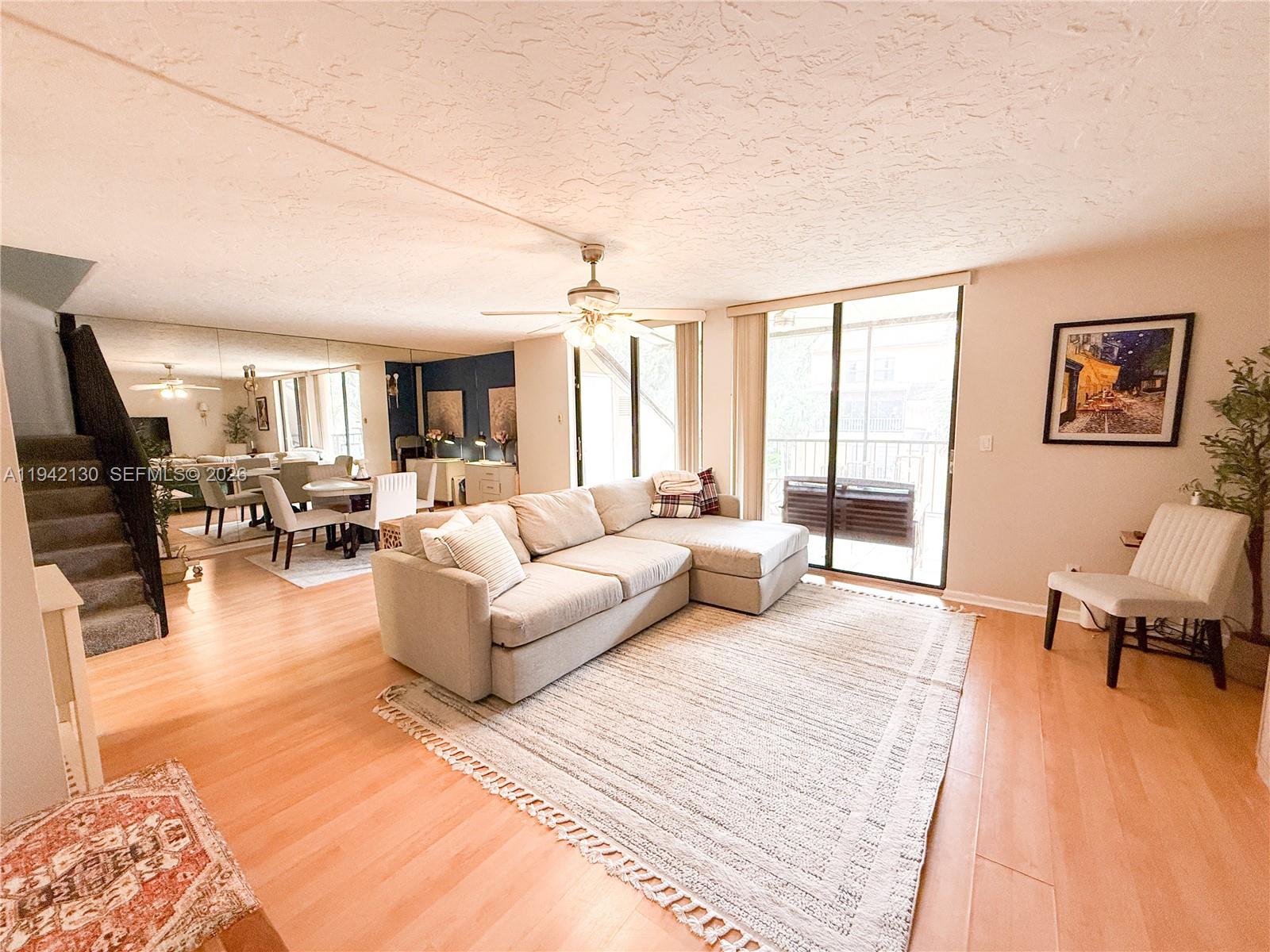 450 Commodore Dr Plantation, FL 33325