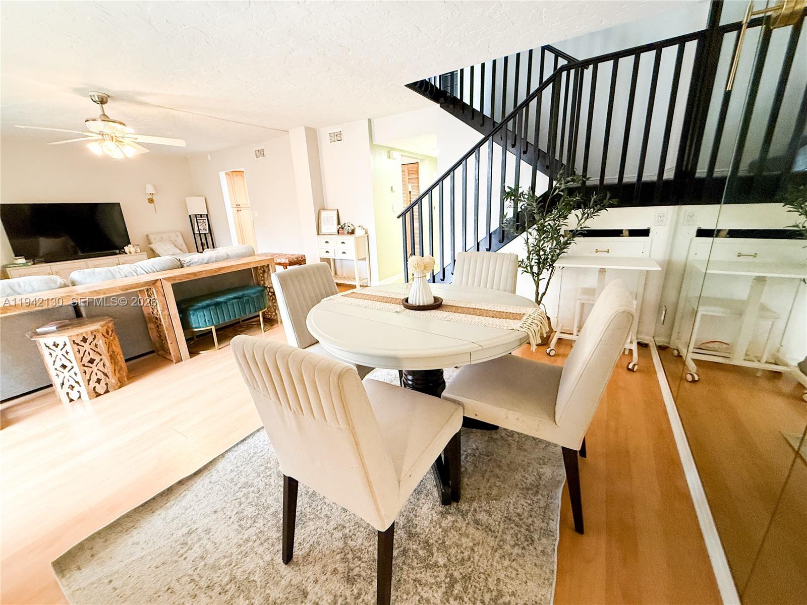 450 Commodore Dr Plantation, FL 33325