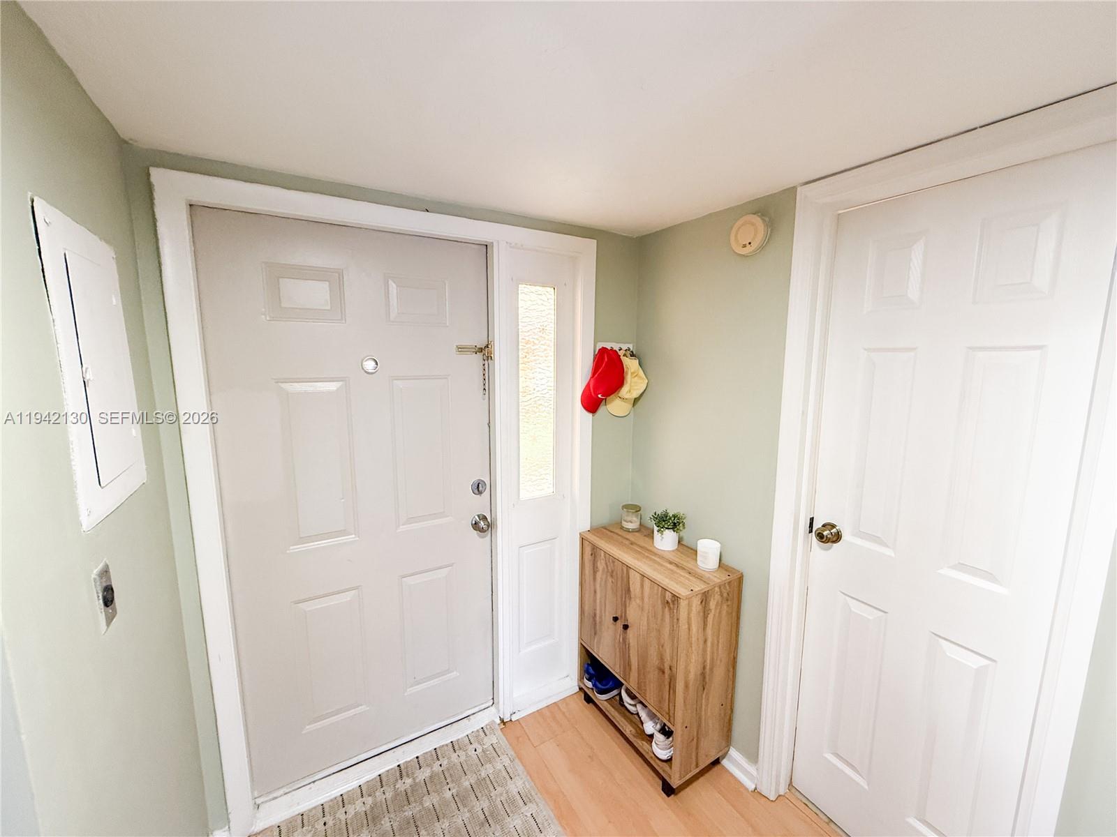 450 Commodore Dr Plantation, FL 33325