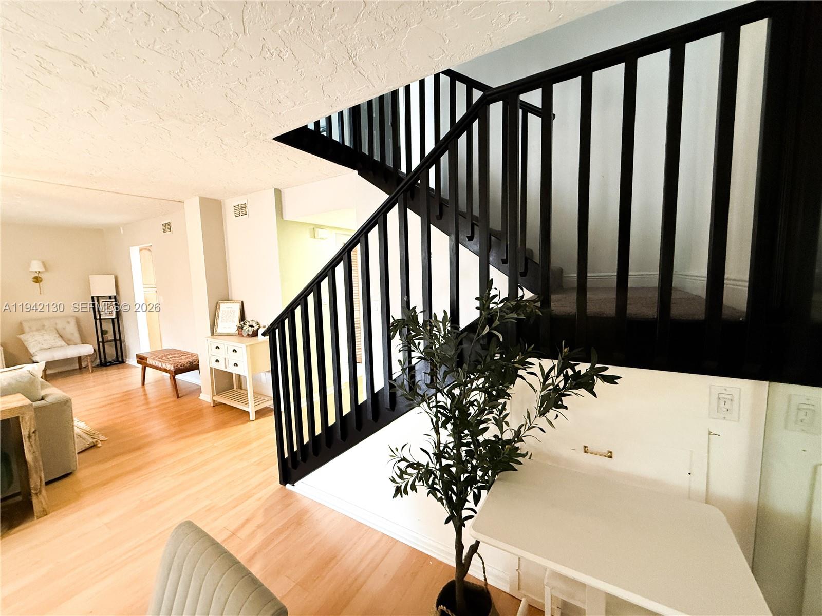 450 Commodore Dr Plantation, FL 33325