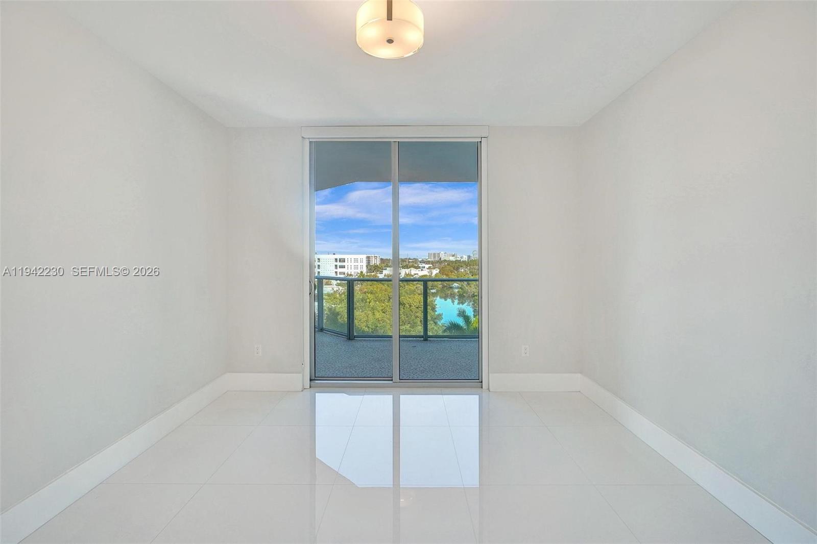 17301 Biscayne Blvd #708 North Miami Beach, FL 33160