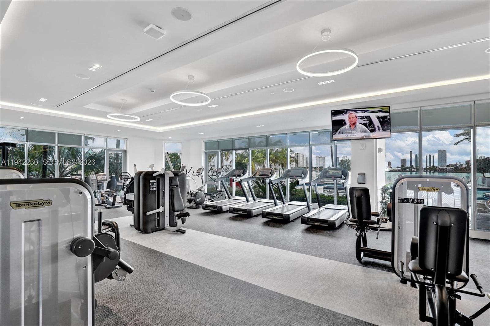 17301 Biscayne Blvd #708 North Miami Beach, FL 33160