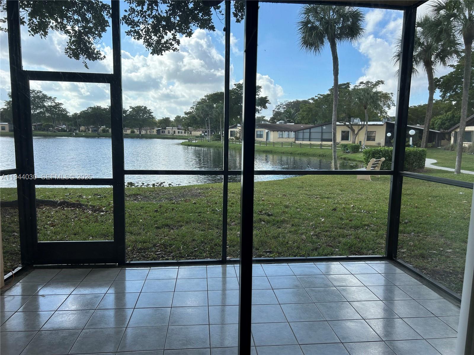 200 Berkley Rd #108 Hollywood, FL 33024