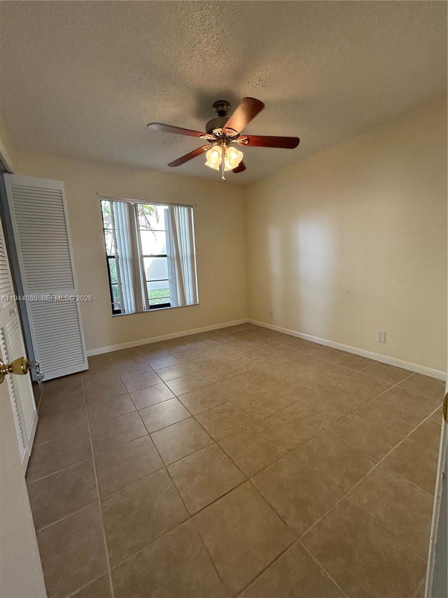 200 Berkley Rd #108 Hollywood, FL 33024