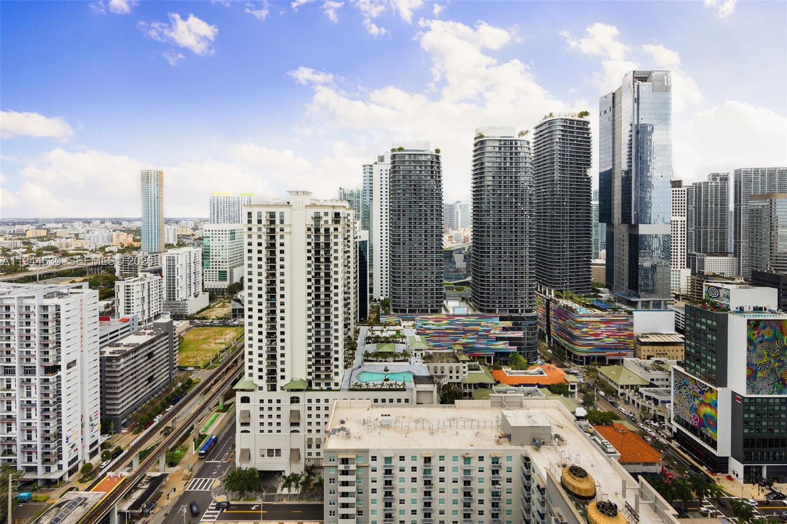 1111 SW 1st Ave #3723-N Miami, FL 33130