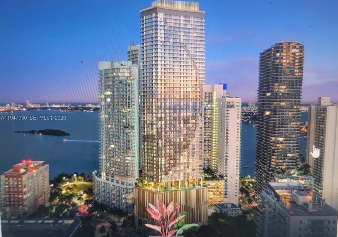 image Cite on the Bay West27