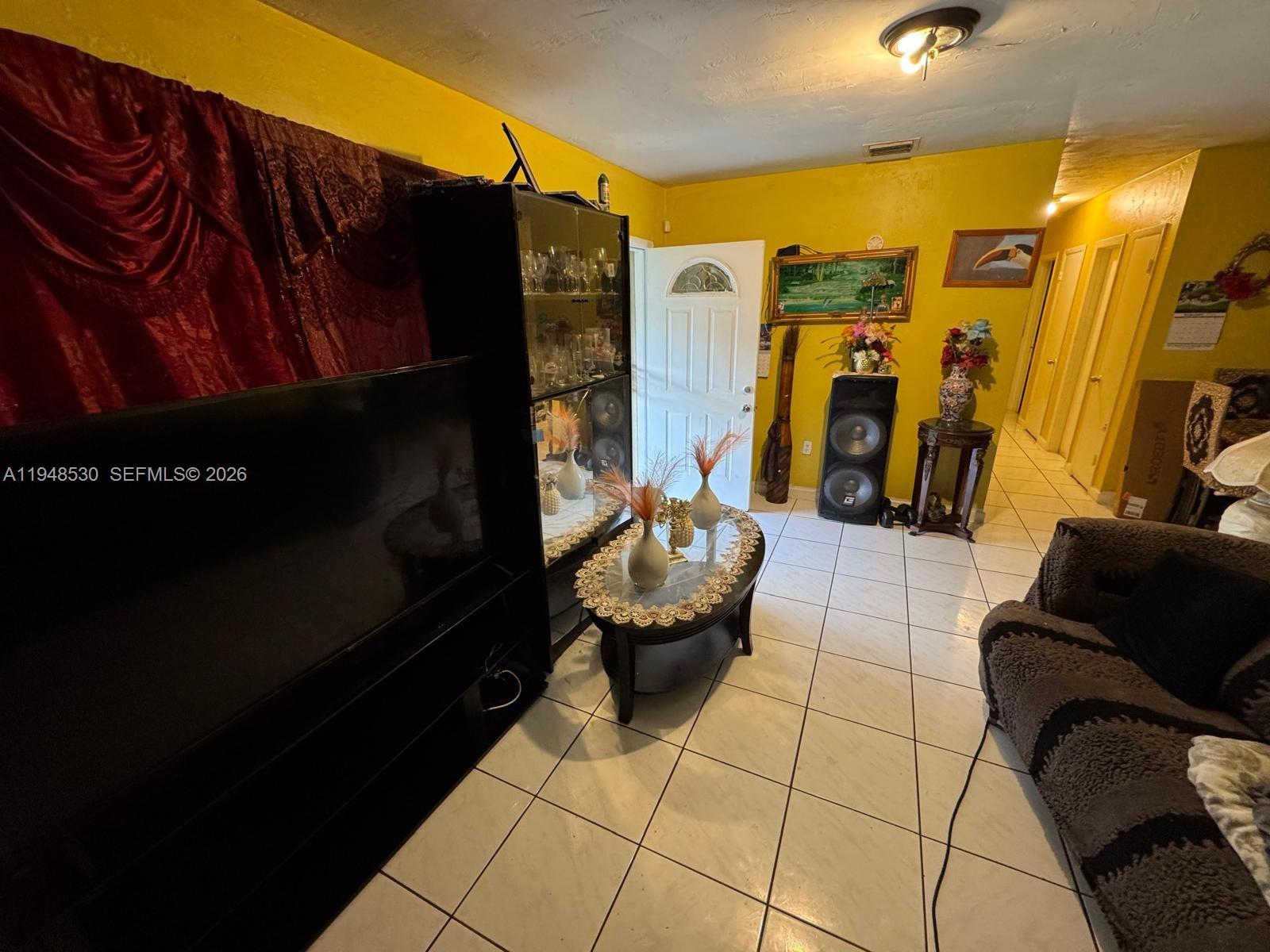 140 NE 193rd Ter Miami, FL 33179