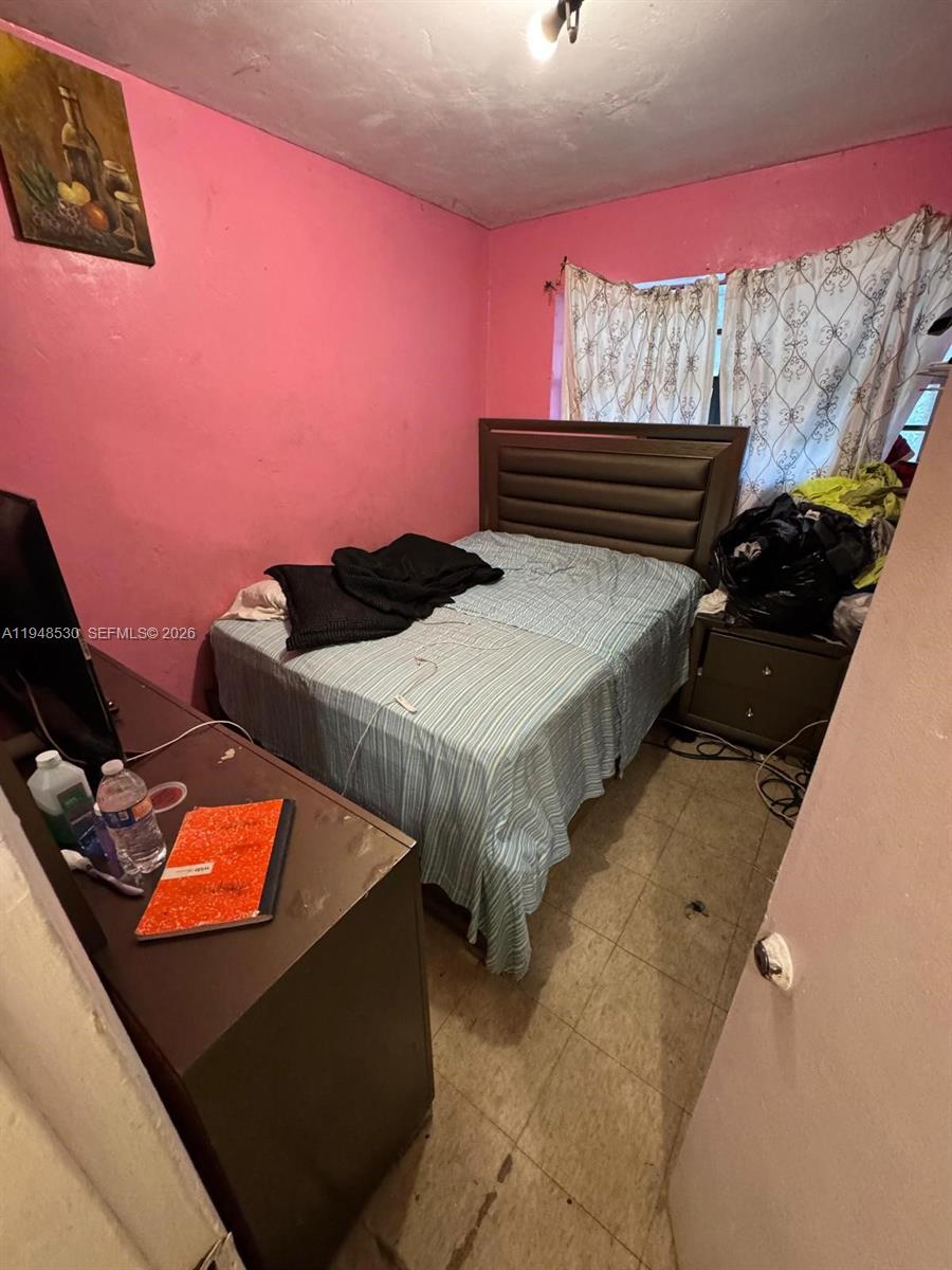 140 NE 193rd Ter Miami, FL 33179