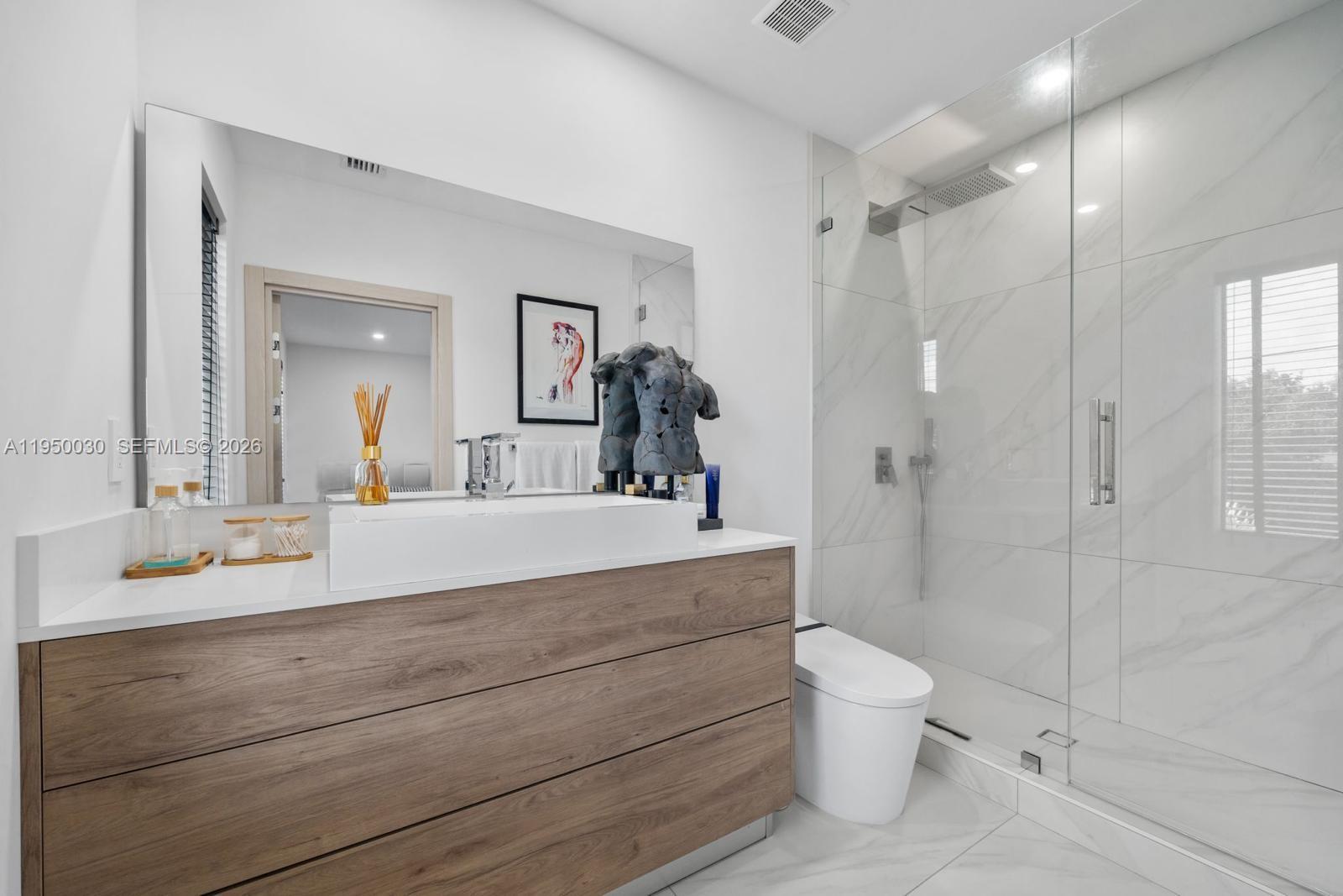 421 NW 17th St Fort Lauderdale, FL 33311