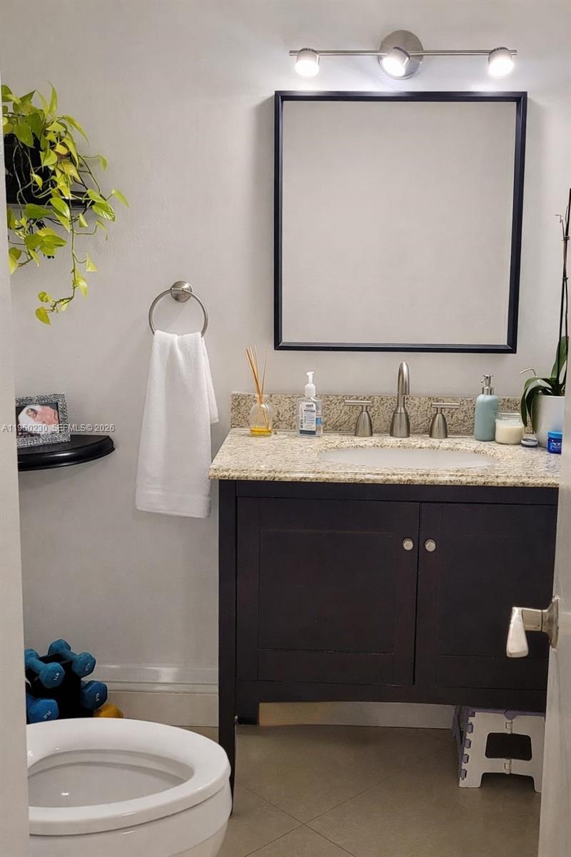 Undisclosed Address Miami, FL 33129