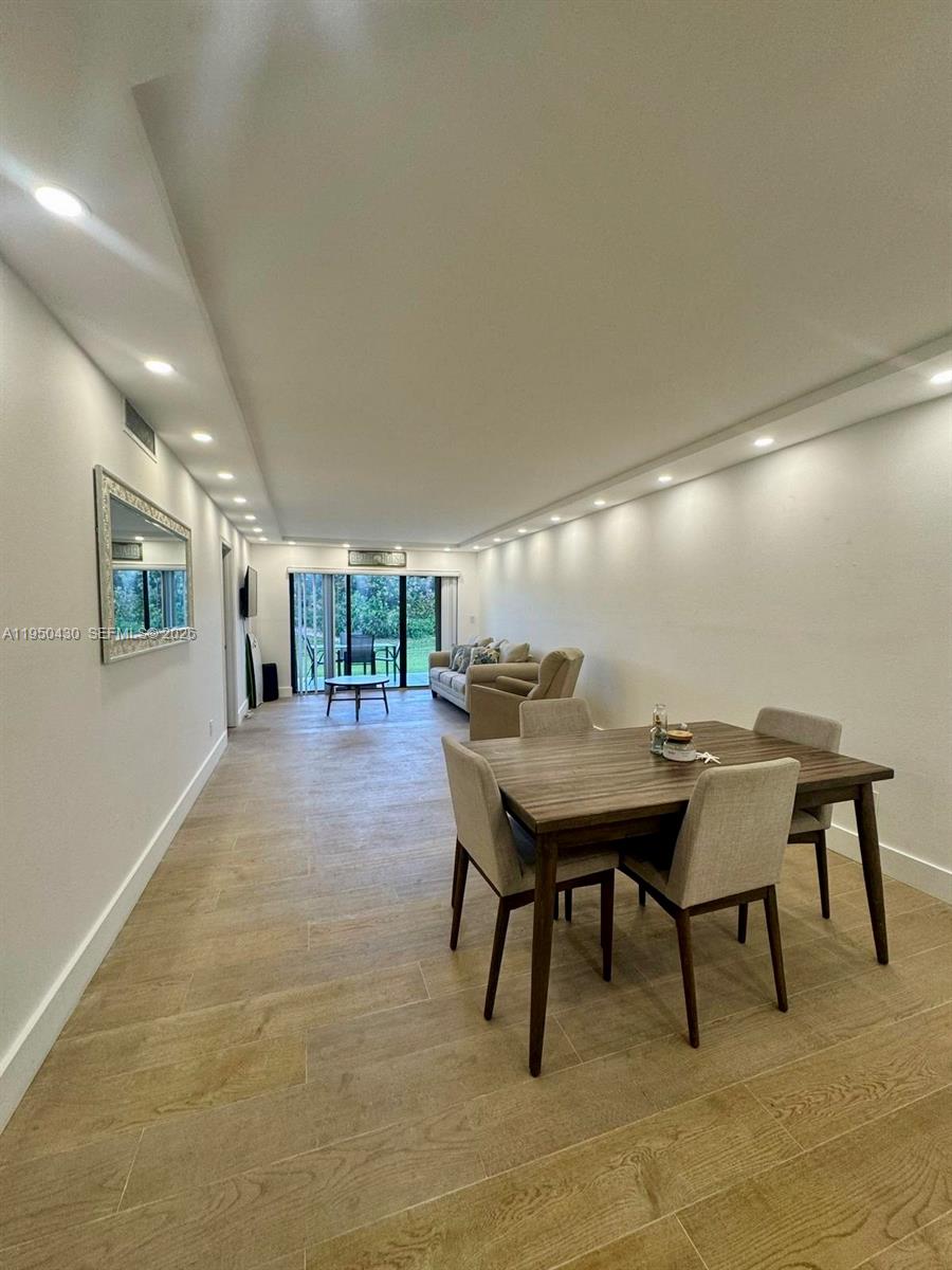 10044 S Ocean Dr #105