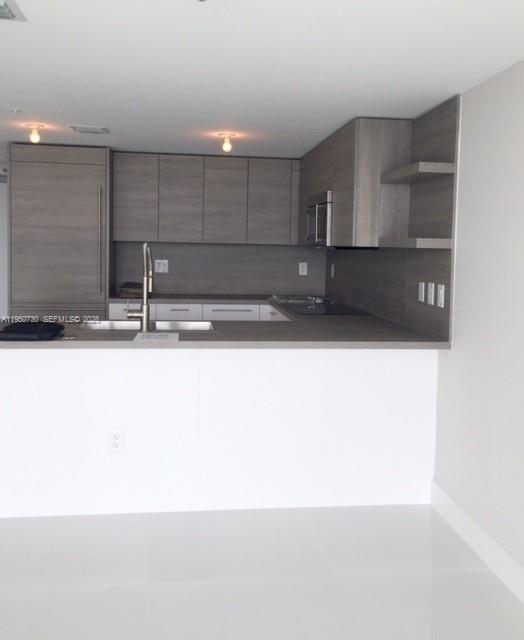 image 400 Sunny Isles12