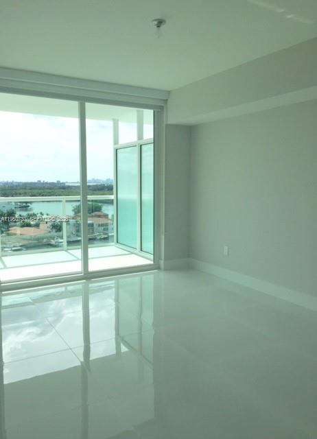 image 400 Sunny Isles13